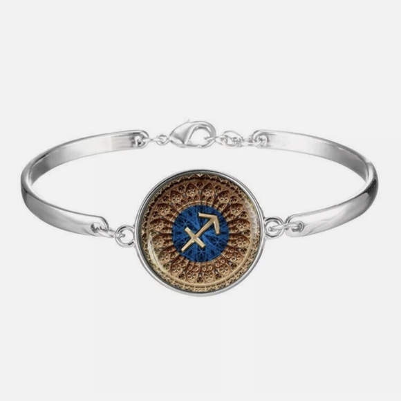 New Sagittarius Zodiac Glass Cabochon Silver Bracelet. - Picture 1 of 3